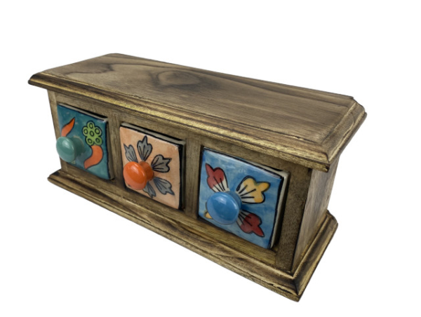 Kleinkommode mit 3 Keramikschubladen